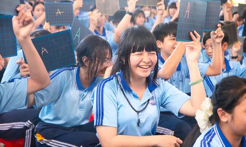 PowHERful 2026 thúc đẩy bình đẳng giới trong giáo dục STEM cho học sinh Việt Nam