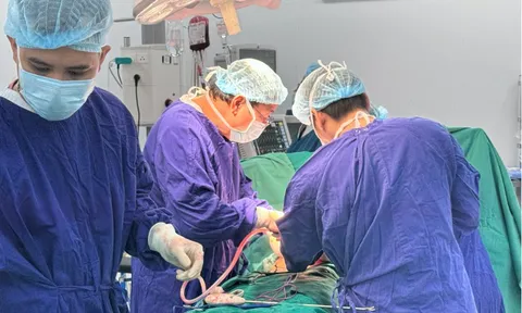 Người phụ nữ vỡ lách và gãy 5 xương sườn do tai nạn vượt cửa tử