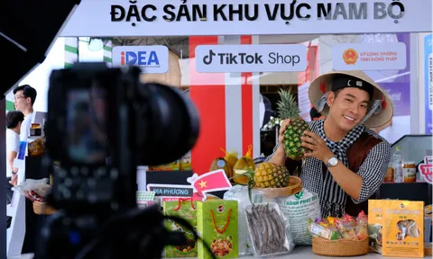 MAI VĂN LÝ NGÂN ĐỒNG HÀNH CÙNG SỞ CÔNG THƯƠNG ĐỒNG THÁP: “CẦM TAY CHỈ VIỆC” ĐƯA NÔNG SẢN LÊN SÀN THƯƠNG MẠI ĐIỆN TỬ