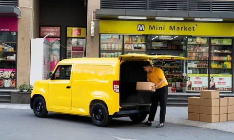 Dân giao hàng nội đô mê VinFast EC Van vì khoang rộng, lái nhàn, chi phí nhẹ