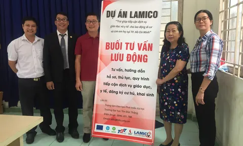 Tư vấn lưu động cho lao động di cư tại xã Long Thới Nhà Bè