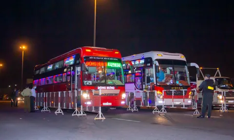 Trắng đêm tại chốt kiểm soát dịch cửa ngõ phía đông Sài Gòn