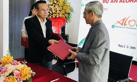 Việt Úc Group bàn giao Aloha Beach Village cho CMC khai thác, vận hành