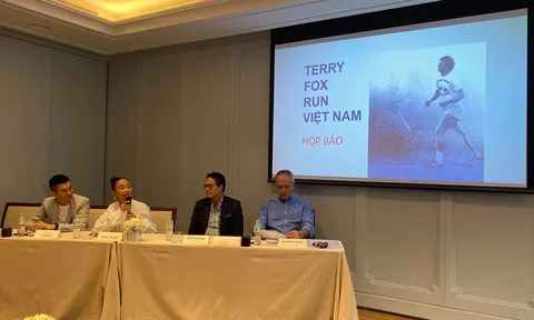 Terry Fox: chàng trai ung thư xương ‘thắp lửa’ cho đường chạy từ thiện