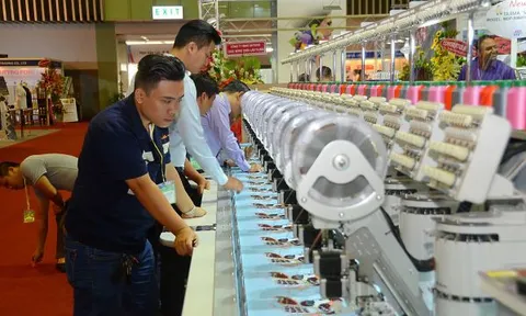 Triển lãm may móc dệt may, Phụ kiện dệt may, Công nghiệp nhuộm và máy móc da giày