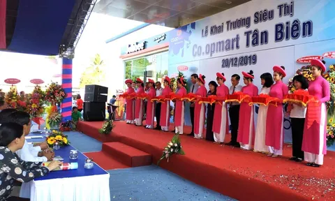 Nhà bán lẻ Saigon Co.op khai trương siêu thị Co.opmart thứ 8 tại tỉnh Tây Ninh