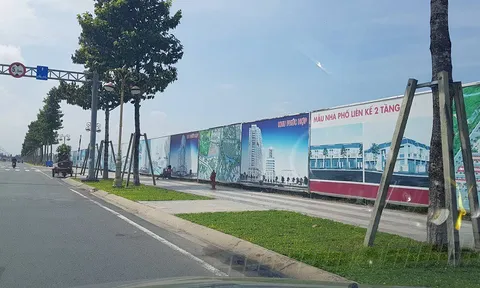 Khi Tòa án đang thụ lý, Ai là chủ nhân của tài sản đang tranh chấp?