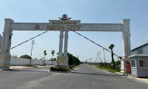 Vì sao địa ốc Thuận Lợi chậm trễ giao sổ cho khách hàng ?