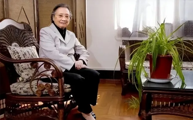 Bí quyết sống thọ đến 102 tuổi của nữ danh y: Điều thứ 5 khiến nhiều người bất ngờ