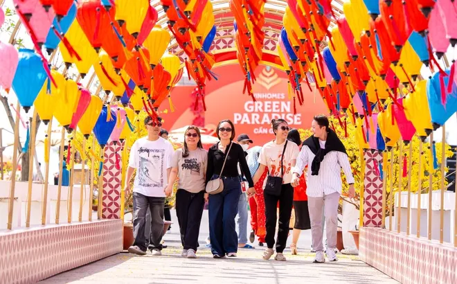 Trăm nghe không bằng một thấy, Việt kiều bay về Cần Giờ du xuân và “chốt” luôn giao dịch